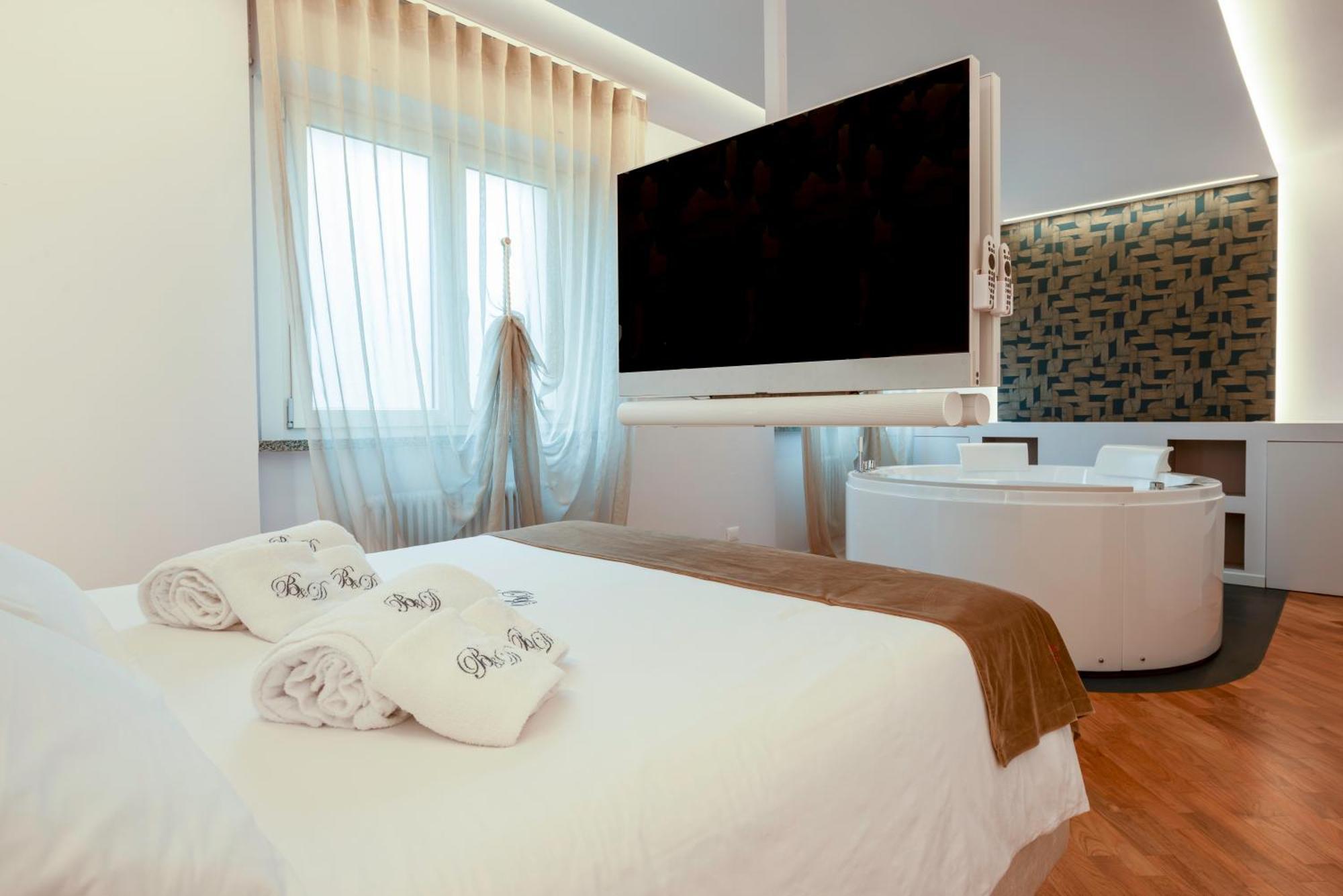 Ferienwohnung Bed&Dreams Con Jacuzzi Bergamo Exterior foto