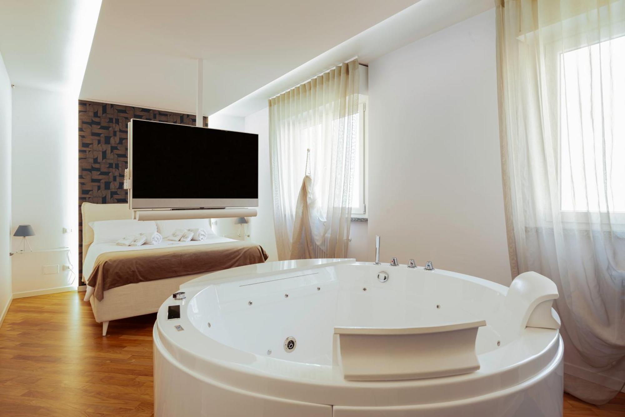Ferienwohnung Bed&Dreams Con Jacuzzi Bergamo Exterior foto